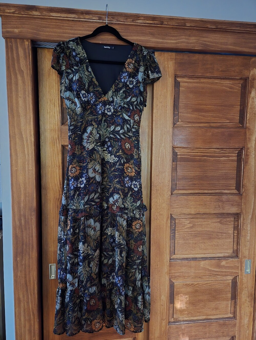 Black Floral Deep V-Neck Tiered Maternity Maxi Dress - Picture 5 of 5